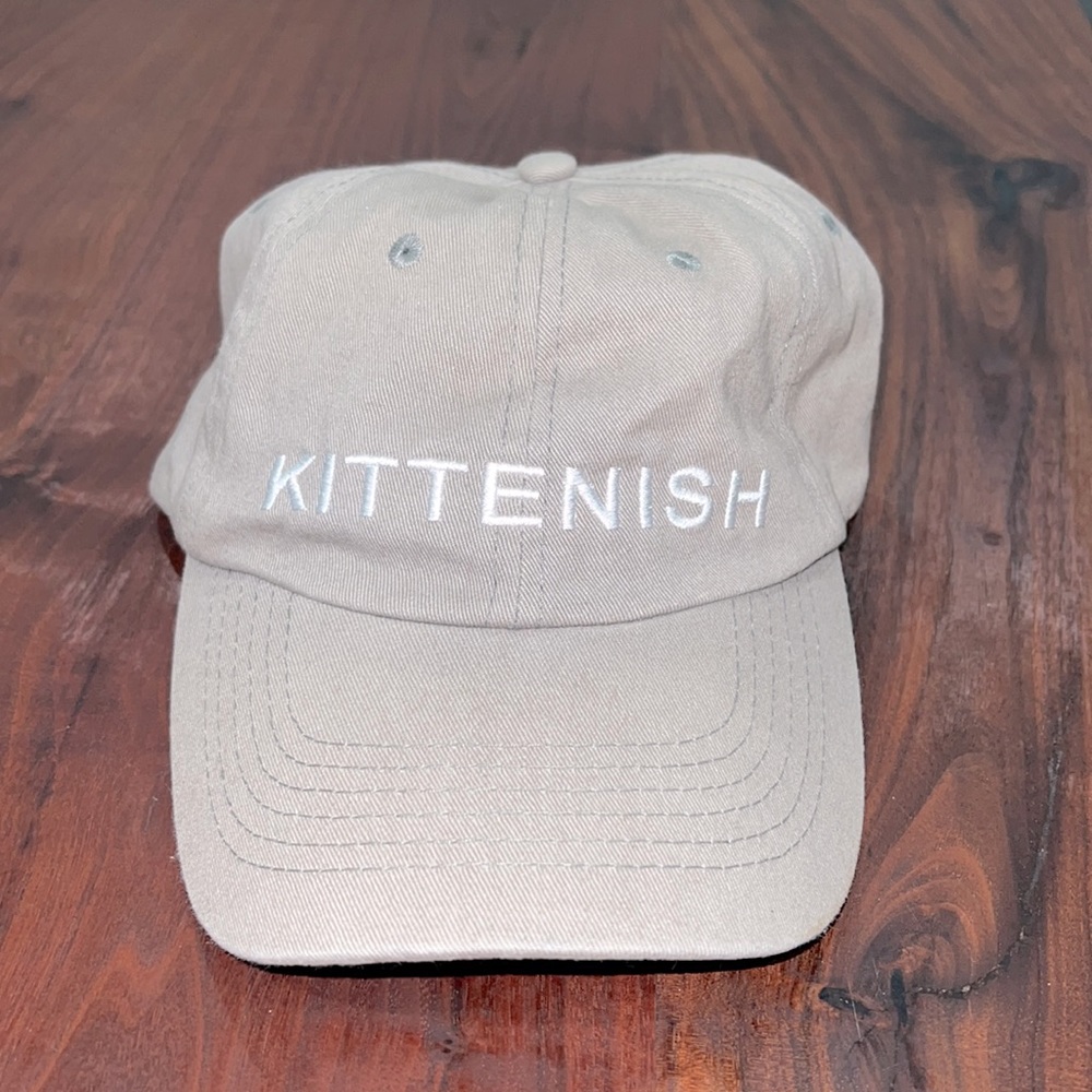 Brand new Jessie James Decker grey kittenish hat